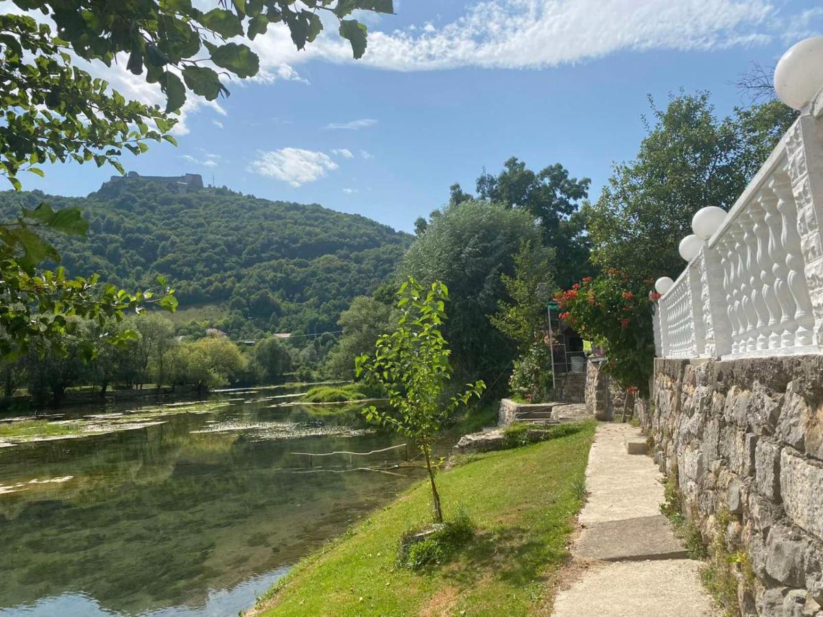 Villa Dino Kulen Vakuf Exterior photo