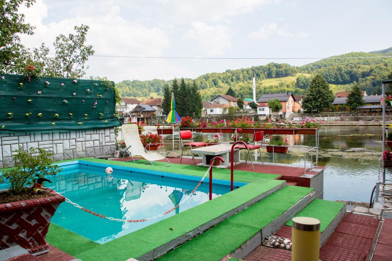 Villa Dino Kulen Vakuf Exterior photo